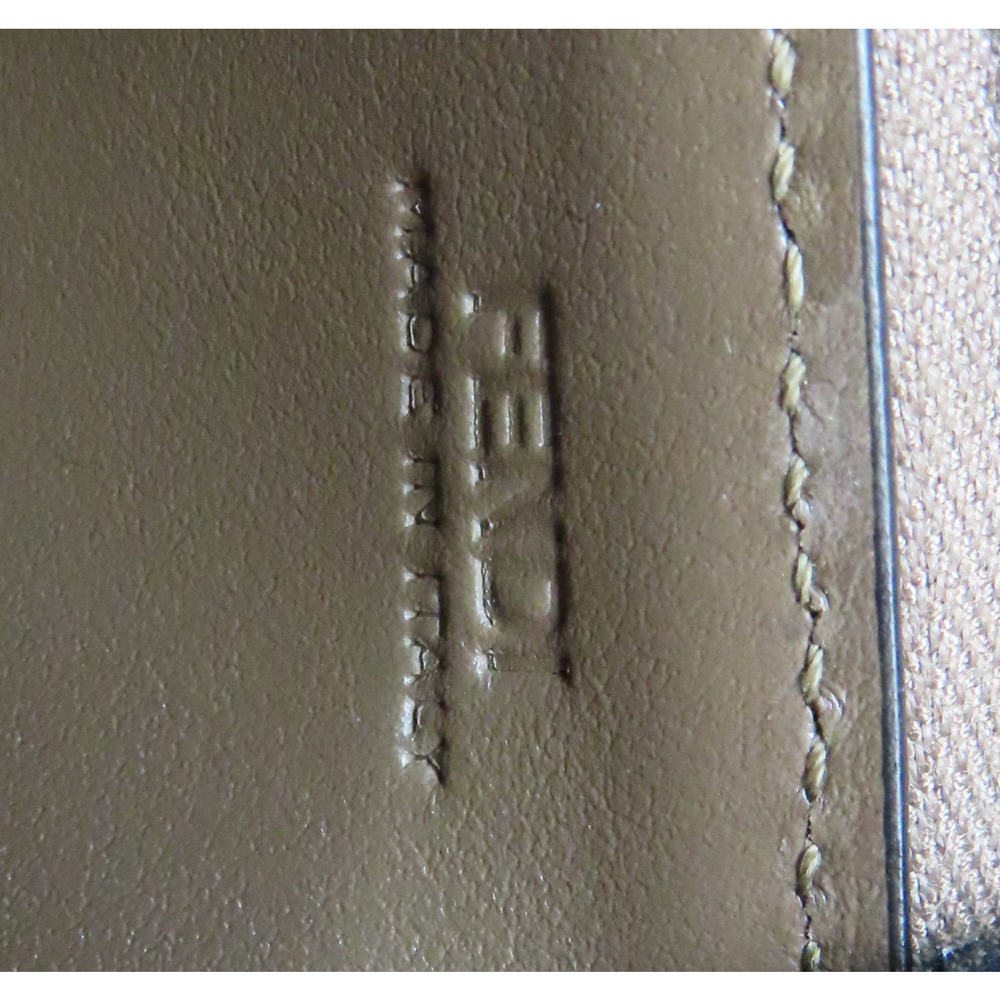 6641 - Fendi FF Diamond Card Wallet - Picture 6 of 7